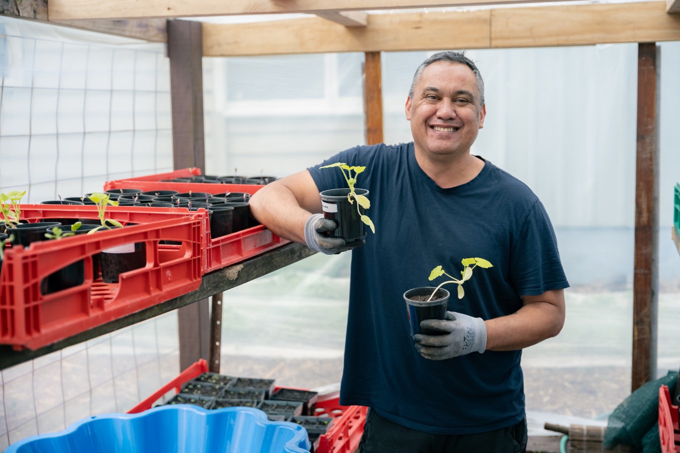 Join a community garden and learn how to grow your own food from experts like Dalton Neho from Awhi Mai Te Atatū: Growing as a Community.