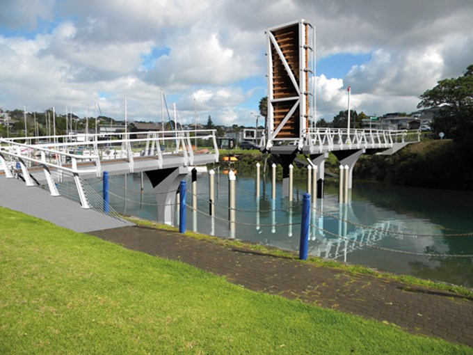 Bridge draws mariners' approval