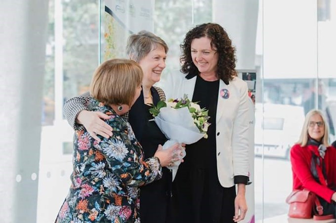 Former PM visits Ellen Melville Centre (1)