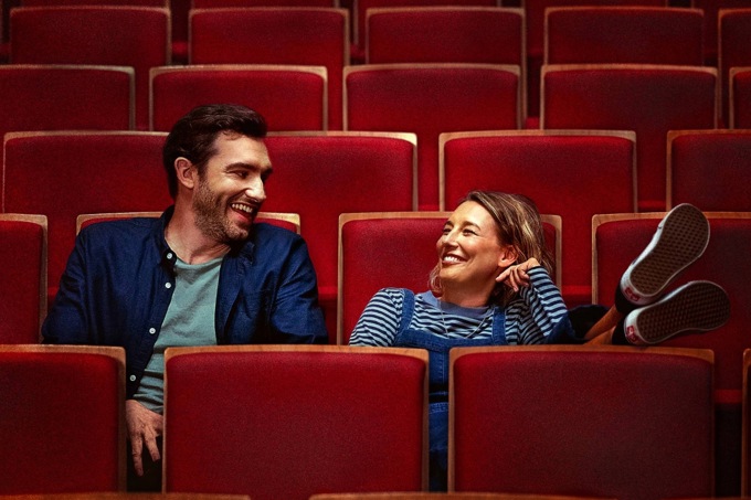 Workmates in 4D graphic-10-No text_nqgs2aaa.jpeg