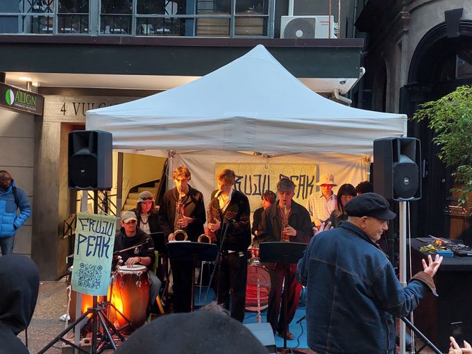 Vulcan Lane Jazz - BH (3)_pnhydvtb.jpg