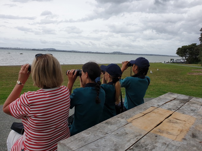 Community education and action keeps waterways open for business 4