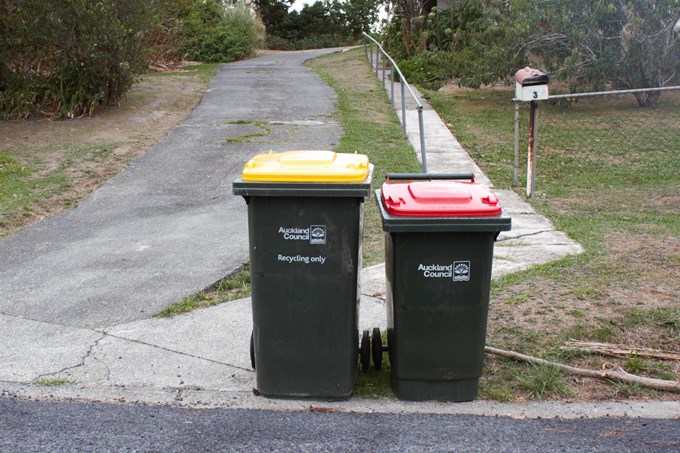 Waiheke roadside bins