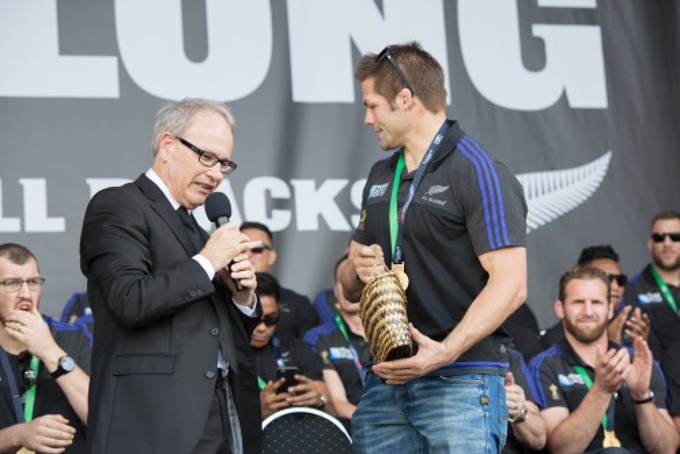 Parade to welcome All Blacks 13