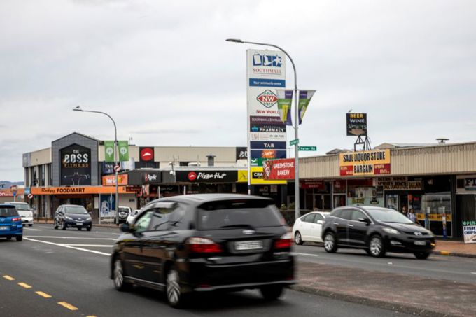 Manurewa's business association receives support