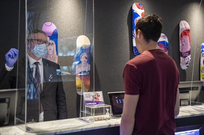 RIQ_hotel reception at The Pullman