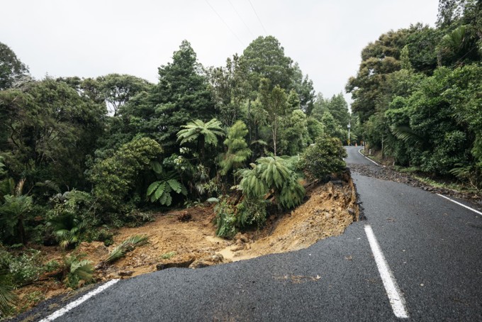 Scenic Drive Slip (1)