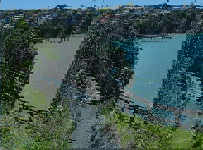 Crows Nest Rise Walkway update