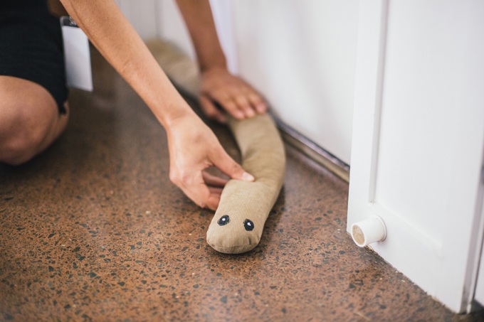 10 ways to keep warm, save money and care for the planet this winter