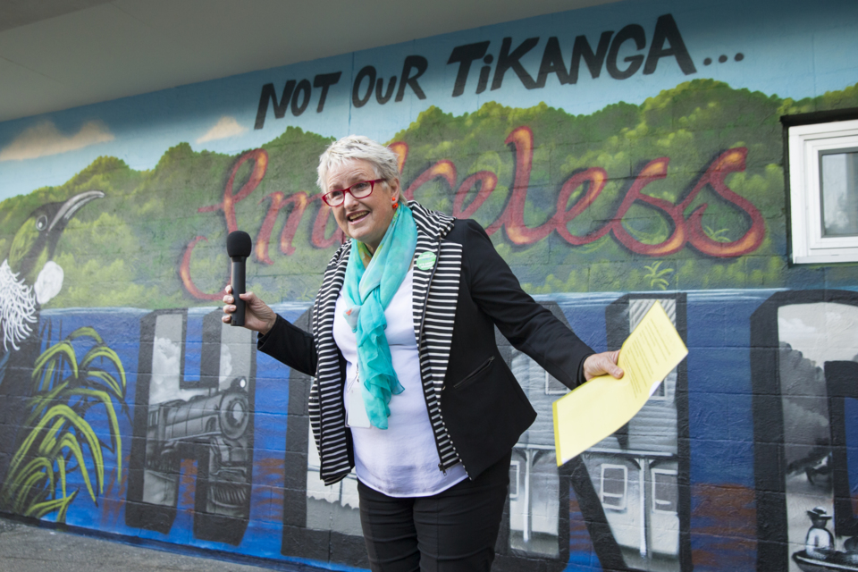 In front of a Kakano mural in Henderson