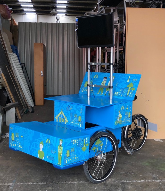 Korero Bike bringing libraries into the community (3)