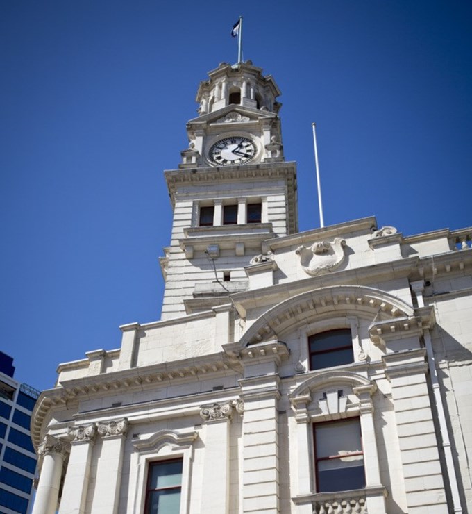 Close Up Of Auckland Town Hall (1)