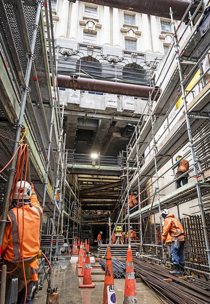 A land down under - Behind the scenes of the CRL (2)