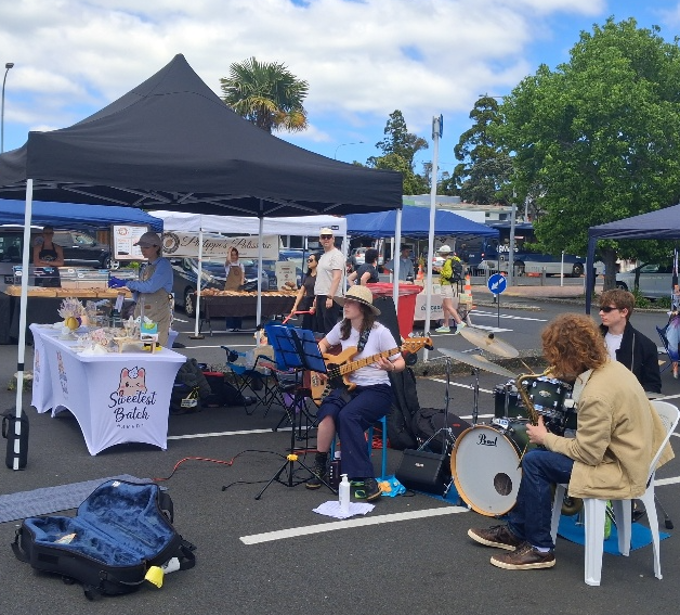 Band (Northcote Market)_sldxgeab.png