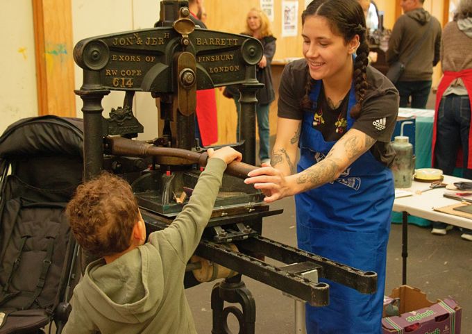 Live_Printing_Inkiana_Press._ey2tlaua.jpg