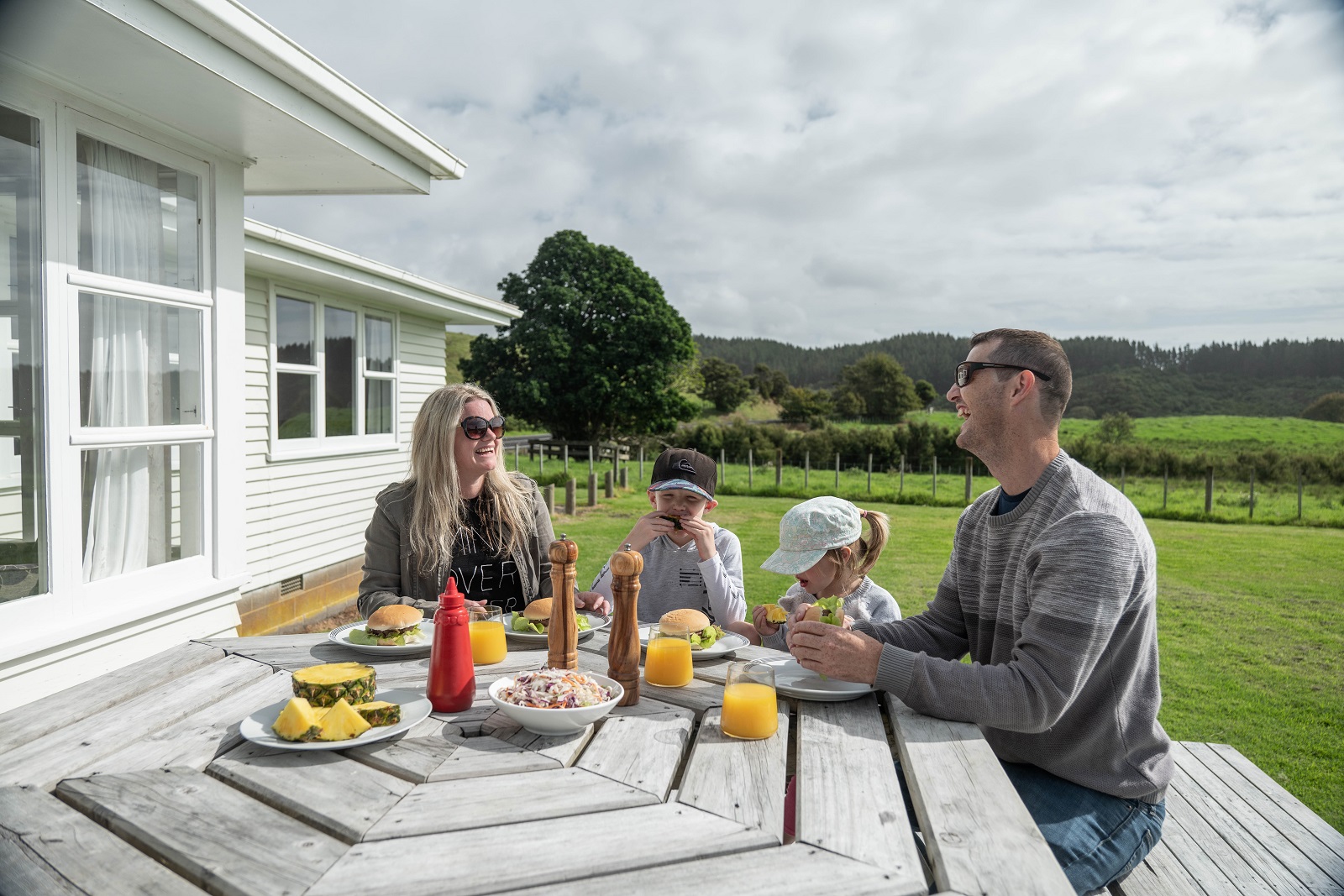 Lunch at Tāpapakanga Bach