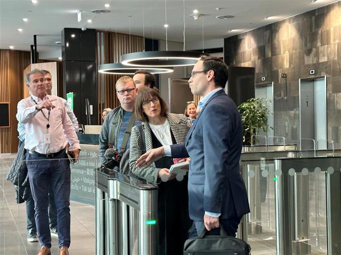 Bb0beab6 6D34 40D8 8284 F37cb4da9016