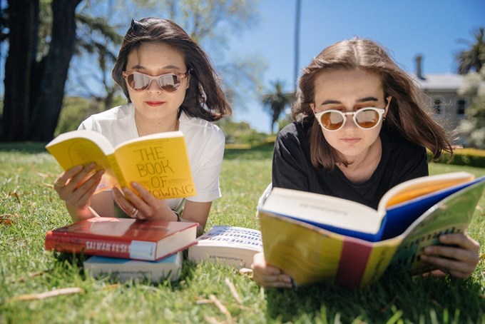 Get your summer reading sorted with Auckland Council Libraries 1