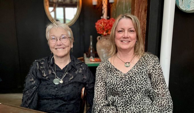 Cath And Robin Casual OA