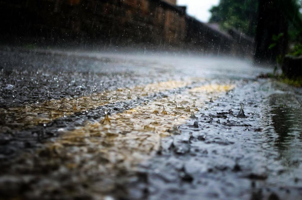 Raindrops on road