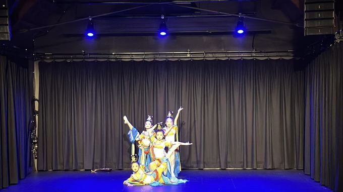 Chinese Traditional Dance And Arts Performance