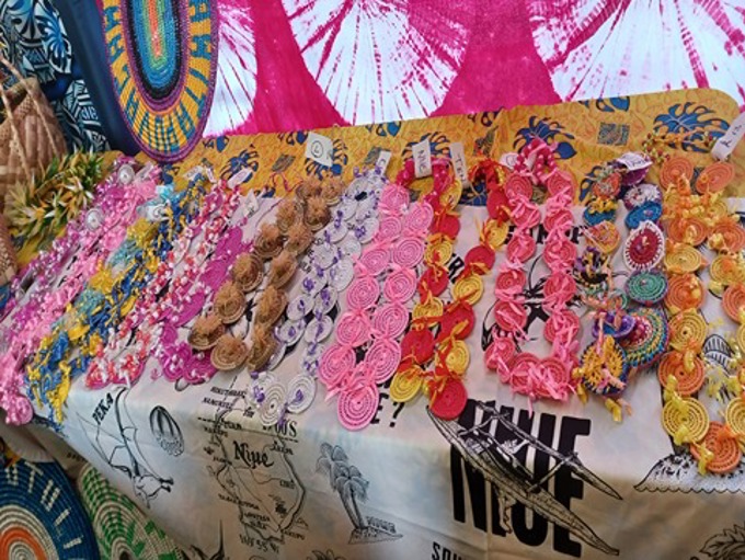 Response 100 Unity In Craft 1Of3