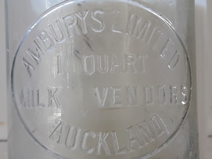 See cow milking up close at Ambury Farm Day (4)