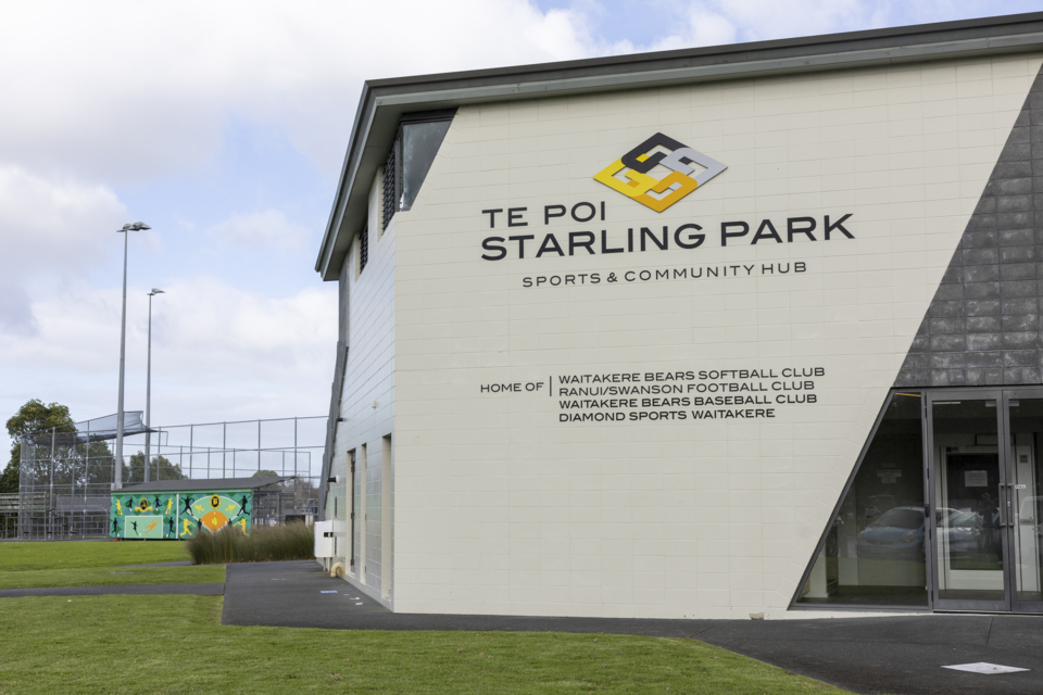 Te Poi / Starling Park