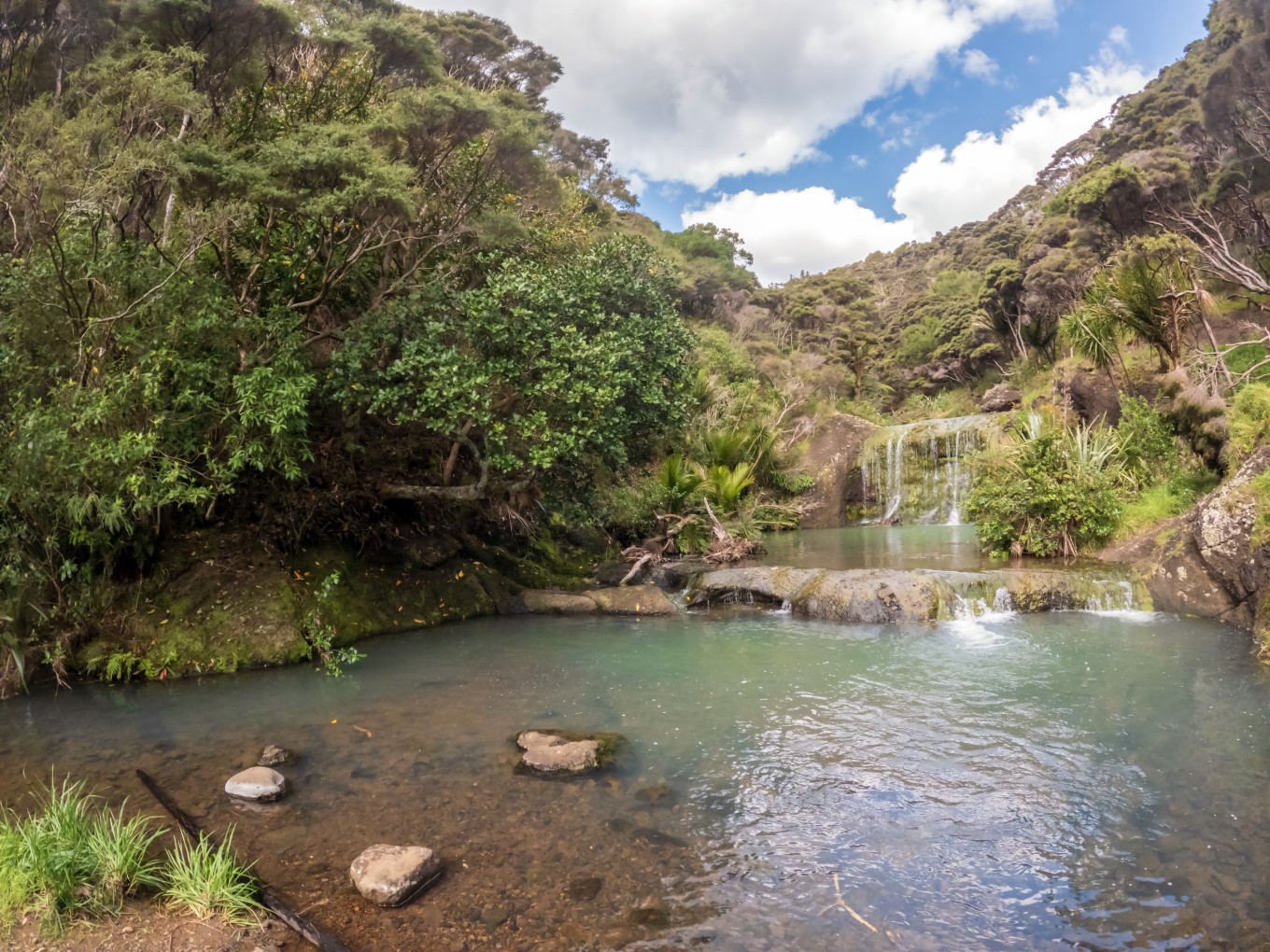 Wainamu Falls.