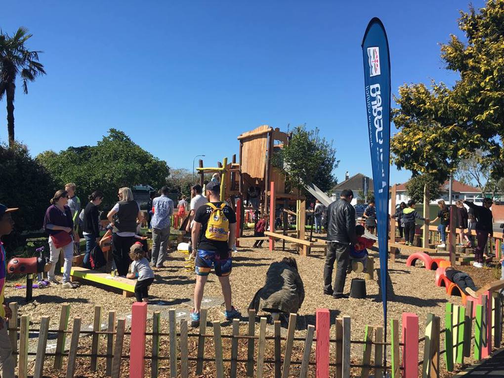 playground_n.jpg