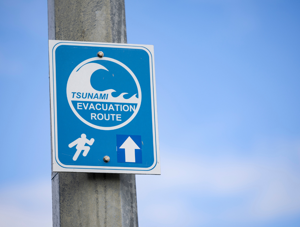 Tsunami Evacuation Route signage.