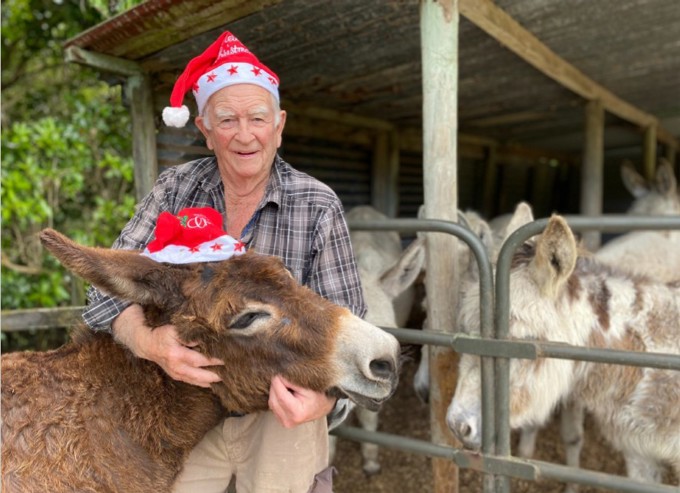 Pete Xmas_3grg0r44.jpg