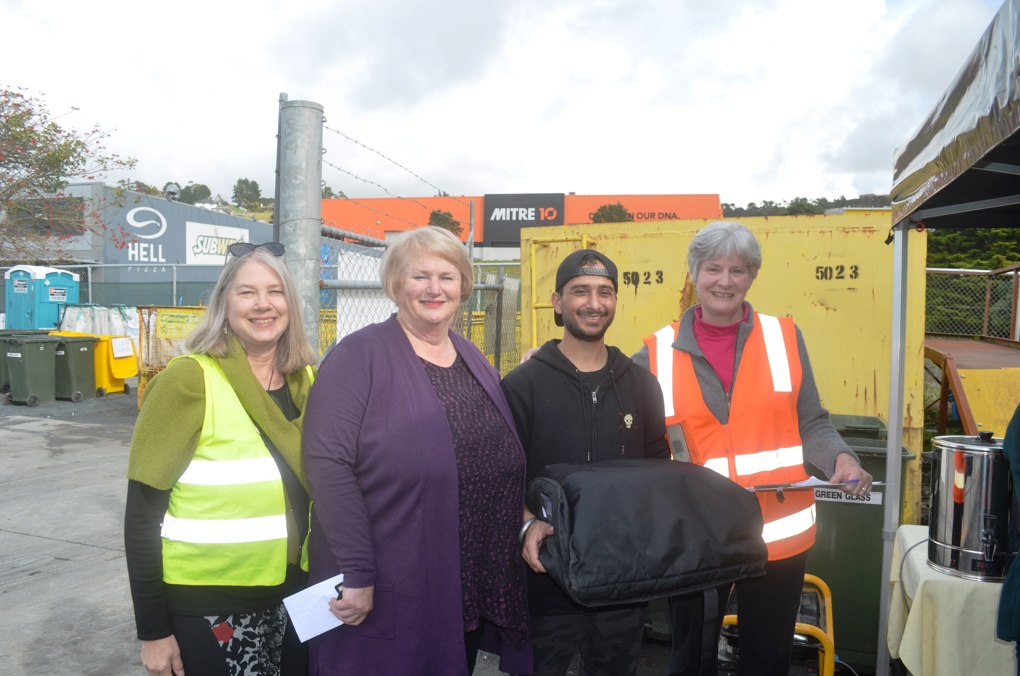 Whangaparaoa Community Recycling Centre