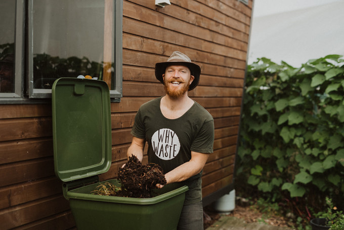 Propagating the fine art of worm farms