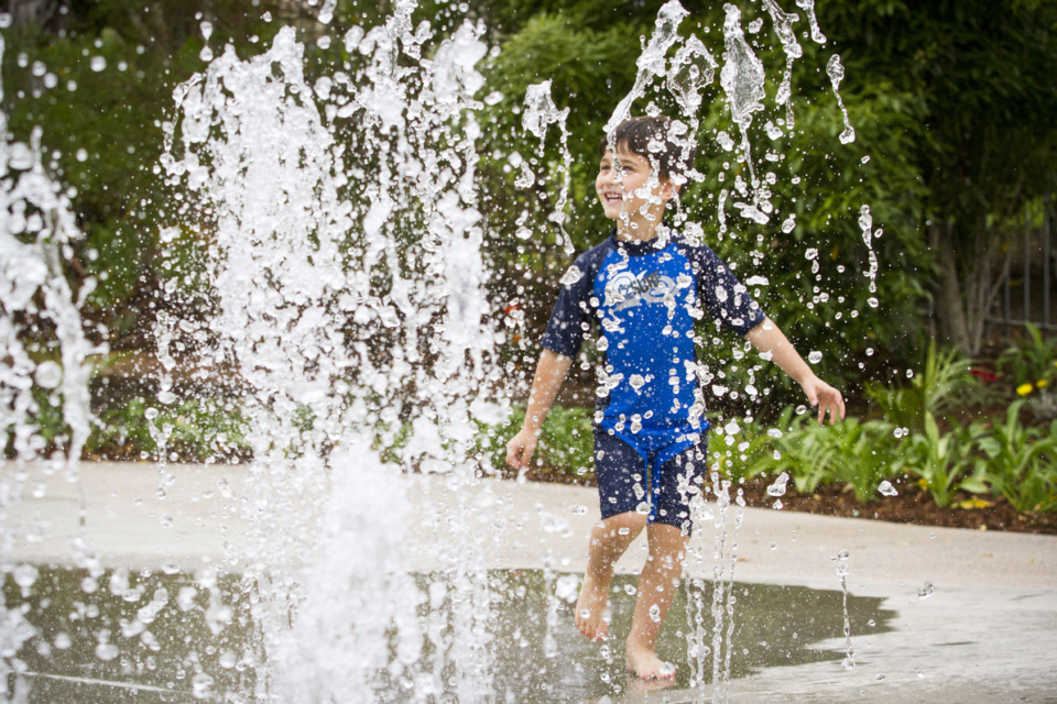 Aucklanders band together through watery times - OurAuckland