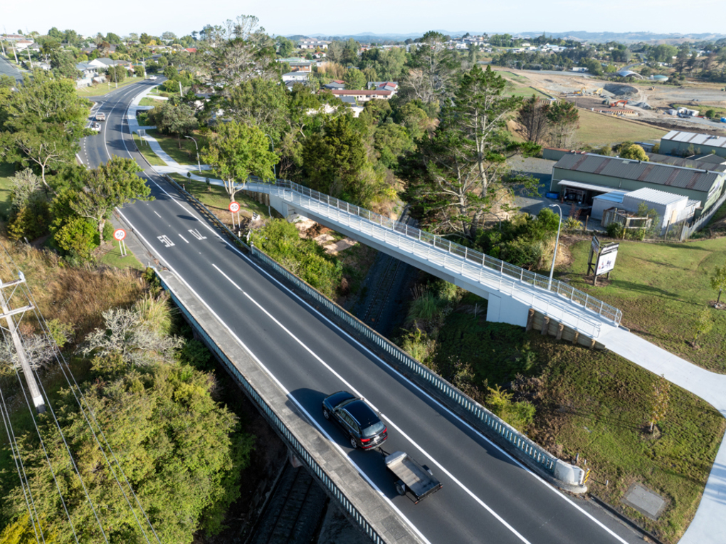 New footbridge opens in Wellsford
