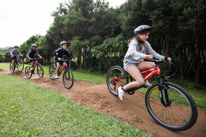 Henderson Valley School kids hit the track 2