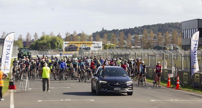 Cyclists to take over Pukekohe for Counties Classic (2)