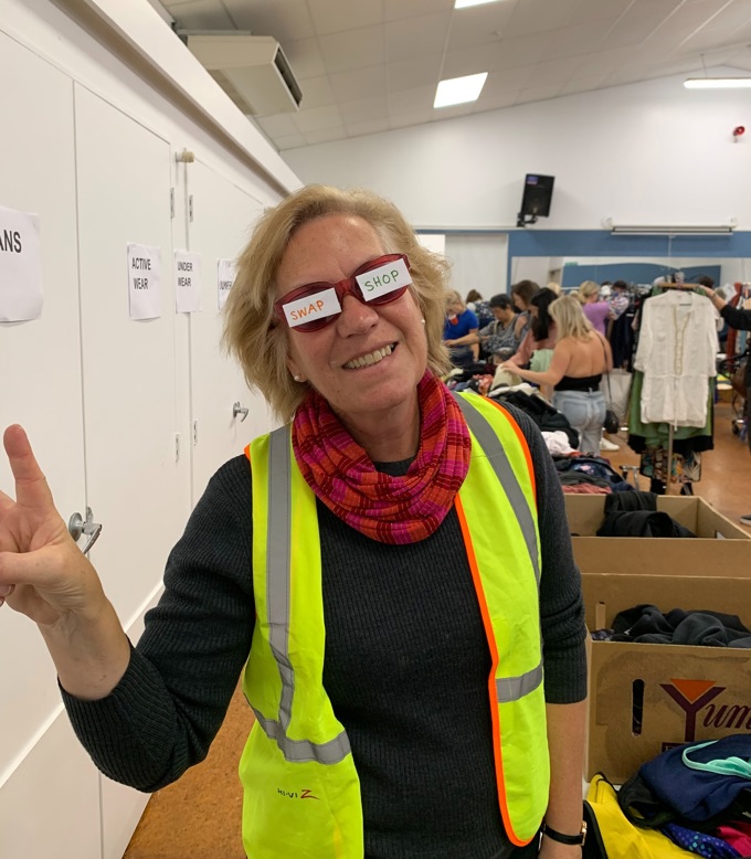 volunteer swap shop_qk5qpxkh.jpg