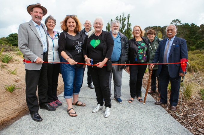 Avondale to Waterview walkway now open