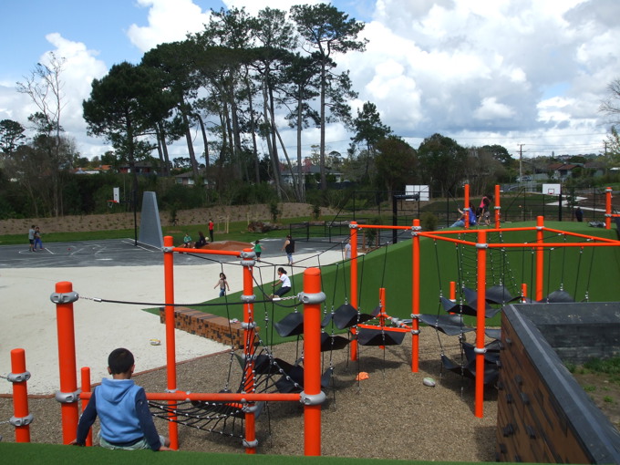 Playground review: A slam dunk