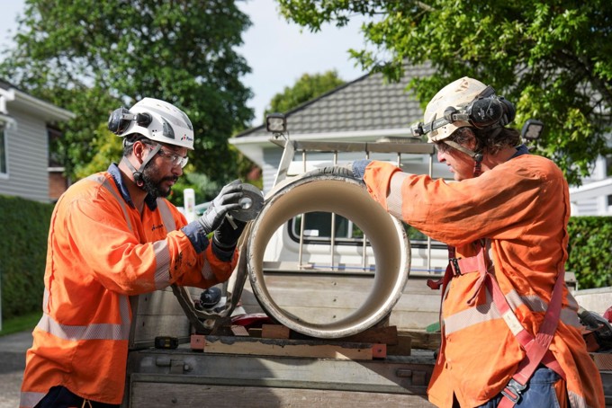 Crews Prep One Of The Pipeline Connections On La Veta Ave