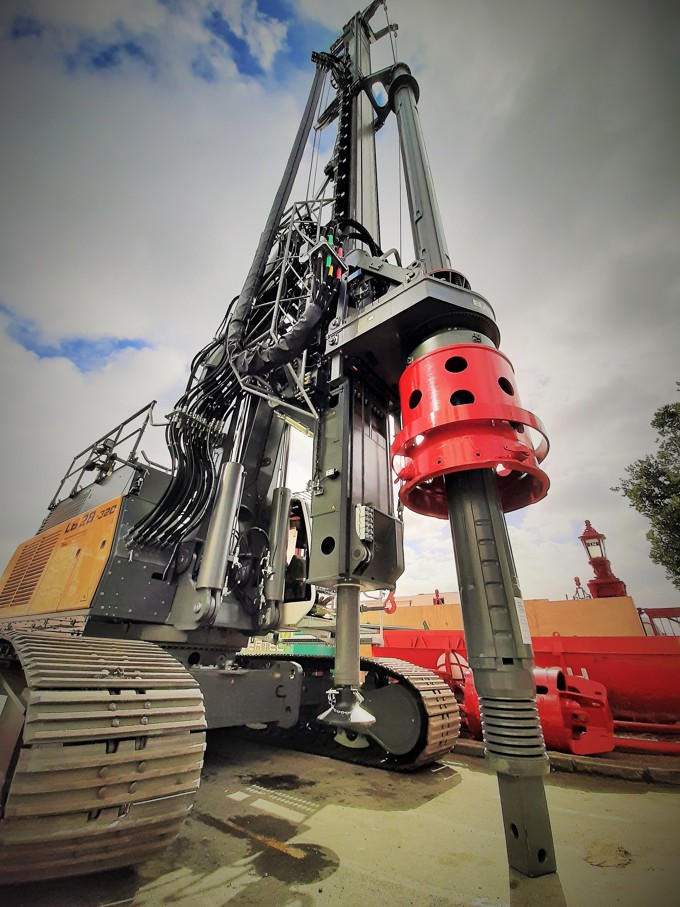 Credit Brandy Smith 100 Tonne Piling Rig For Palisade Wall Construction In Downtown Programme Feb 2021