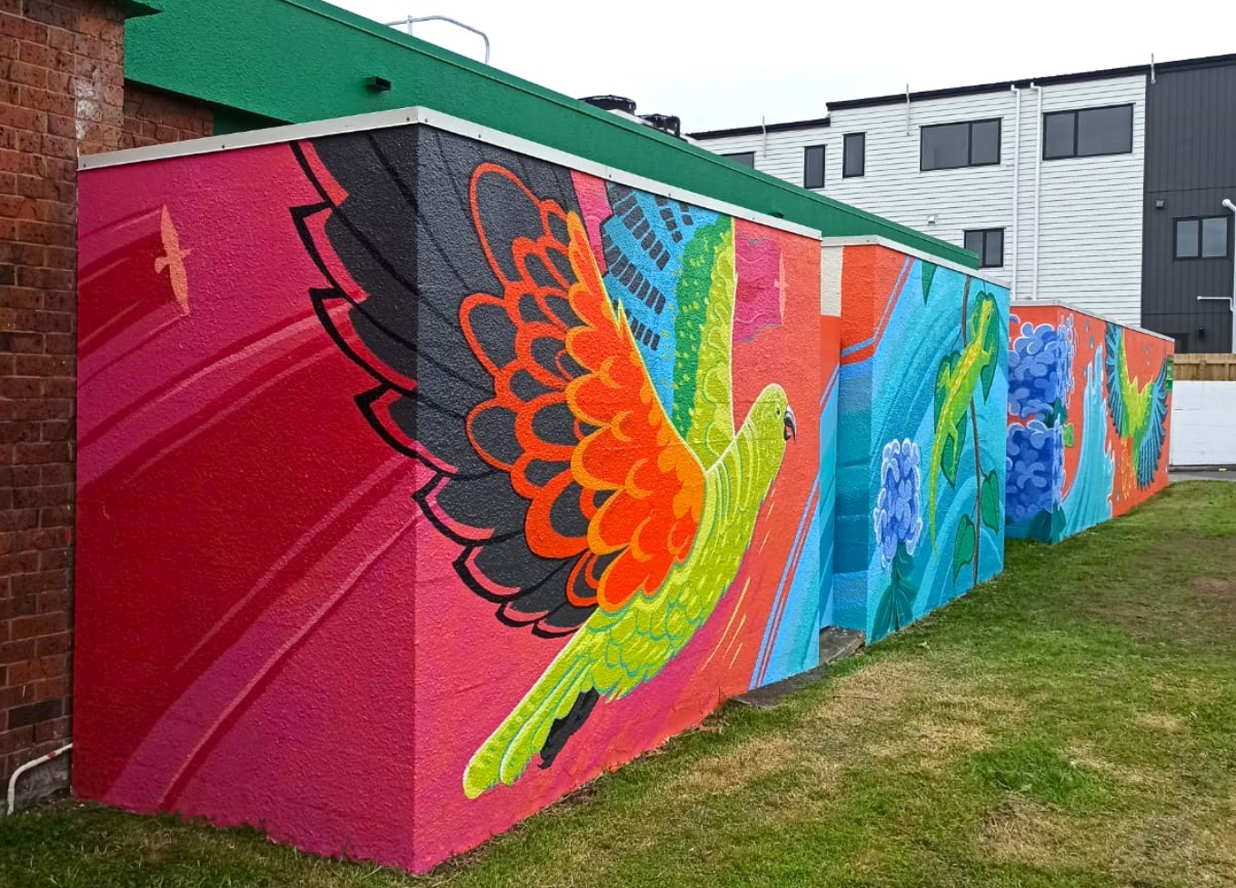 Mural celebrates Sunnynook community a year after floods OurAuckland