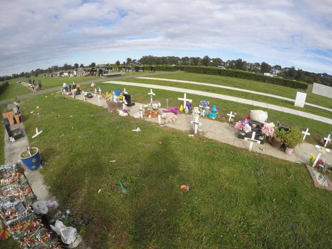 Manukau Memorial Gardens Children's Section 2
