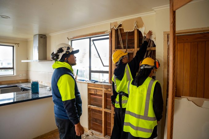 AECT Students Construction 1360