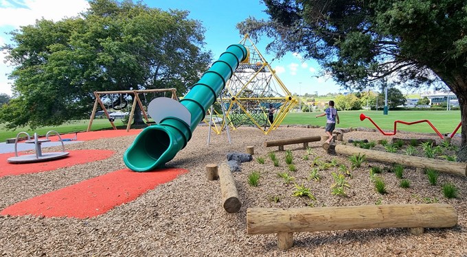 Green, red and yellow colours for Silverdale playground