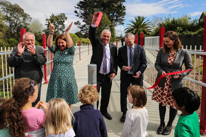 Waterview Shared Path opens