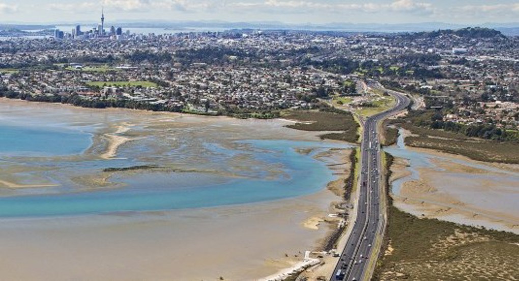 Traffic from west moves onto widened Causeway
