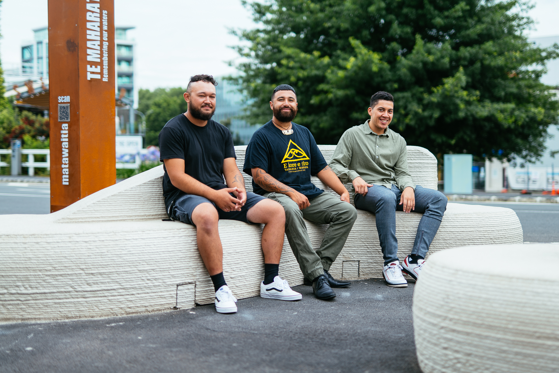 Jyde Tamaariki (Ngāti Whātua Ōrākei), kaitiaki rakau; Etienne Neho (Ngāti Whātua Ōrākei), kaitiaki rakau; and Kahurangi Eruera (Te Tai Tokerau/Te Tairāwhiti), Te Kaunihera Māori Design intern currently studying his Master of Architecture